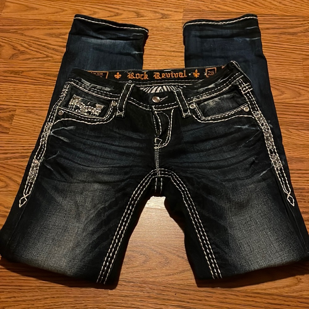 Rock revival straight jeans